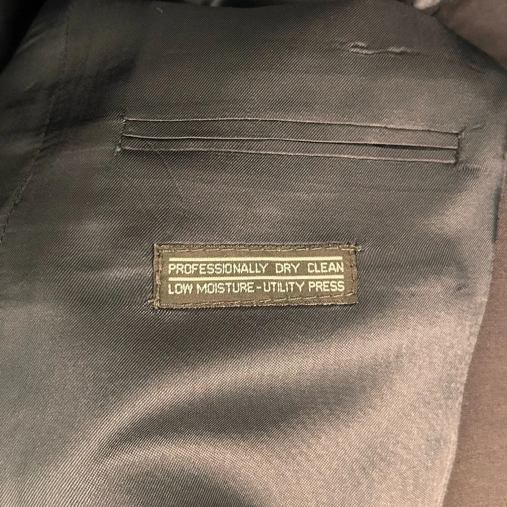 Savile Row Blazer‎ Mens 42R Black 2 Gold Button 100% Pure Wool Sports Coat